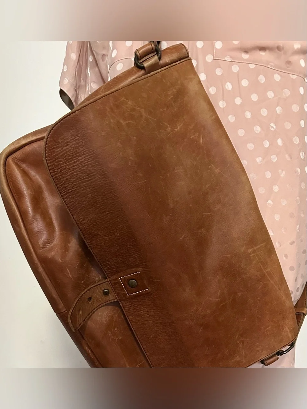 Bear Necessities Men's Brown Leather Messenger Bag - Sleek Everyday Carry